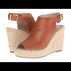 TRADING Kenneth Cole